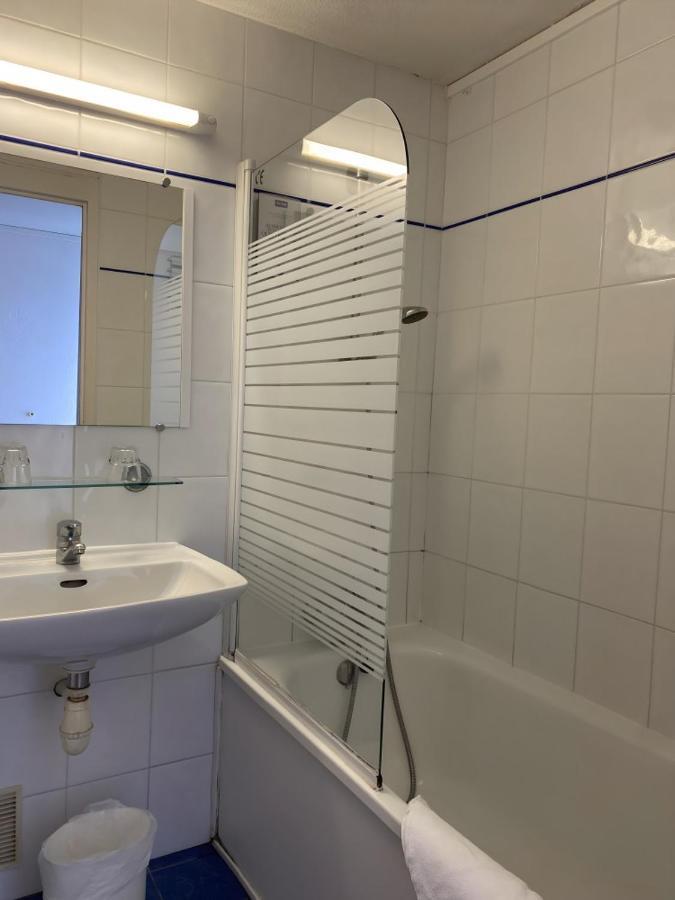 Shelder Hotel - Cherbourg En Cotentin - Equeurdreville Zewnętrze zdjęcie
